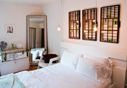 Un dormitorio blanco y verde - Decoración de Interiores y Exteriores