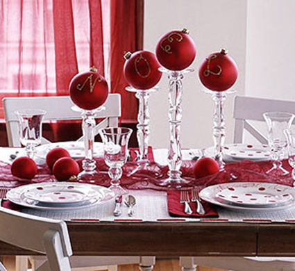 sustracción habilitar Conexión Cómo decorar la mesa en Navidad y que siga siendo práctica - Decoración de  Interiores y Exteriores - EstiloyDeco