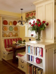 Banquetas en las esquinas: un comedor en la cocina - Decoración de