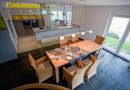 Cocinas abiertas decoracion estiloydeco Cocina en l con isla abierta al recibidor