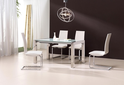 Mesas de vidrio para el comedor decoracion estiloydeco Mesas de comedor minimalistas