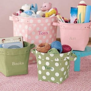 childrens-room-storage-bins