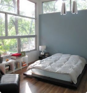 Visita una casa con grandes ventanas - Decoración de Interiores y