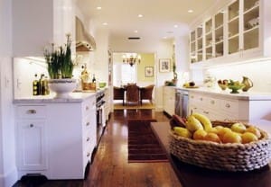 Una cocina estrecha - Decoración de Interiores y Exteriores - EstiloyDeco