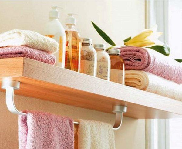 Estante de madera para el baño