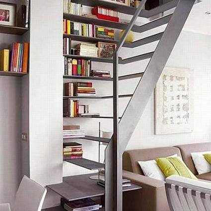 Librería en la escalera