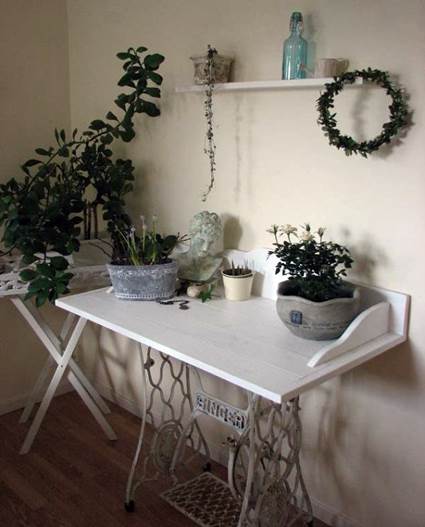 Decorar con máquinas de coser antiguas