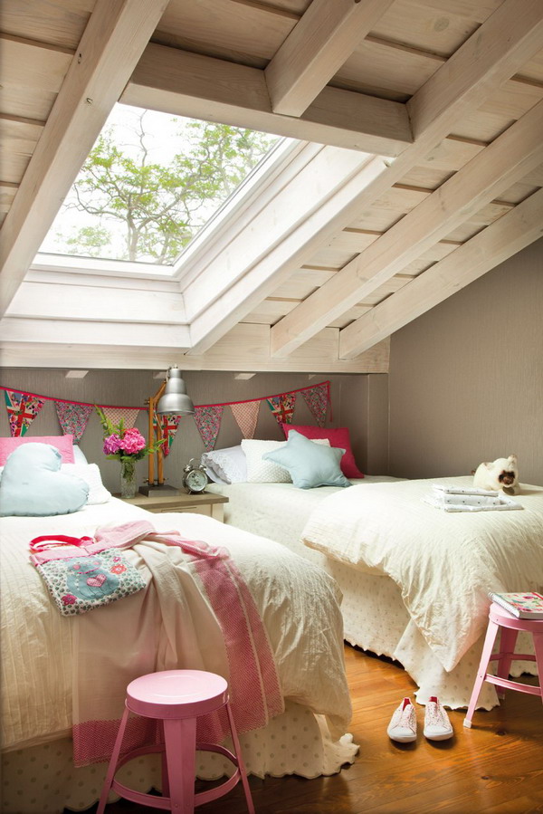 Dormitorio infantil compartido en ático