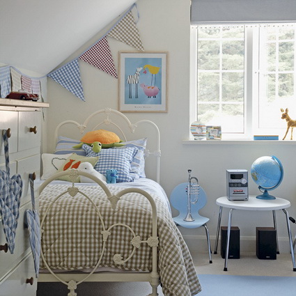 Decoración infantil con banderines