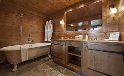 Baños con madera