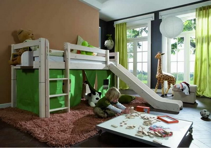 Cama con tobogán