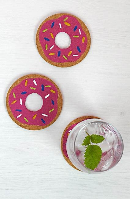 Posavasos con forma de rosquilla