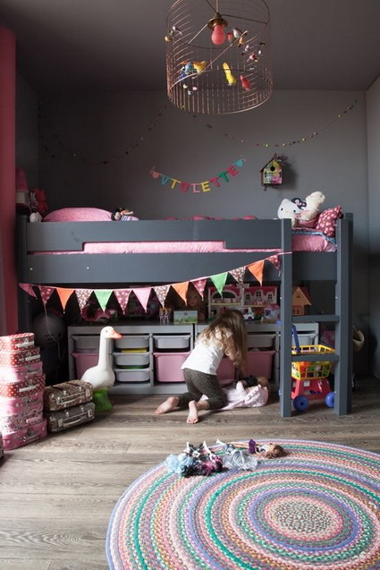 Dormitorio para niña en negro y rosa