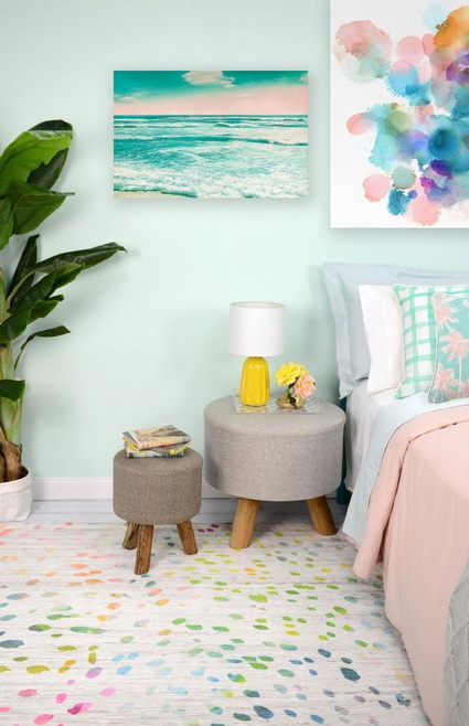 Dormitorio colorido en tonos pastel