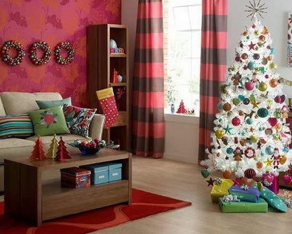 Decoración navideña con mucho color Decoración navideña colorida