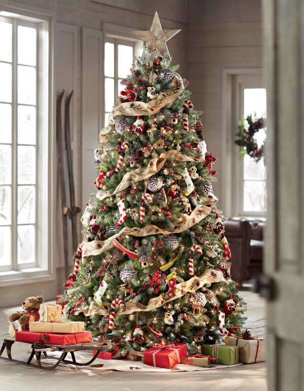 Árbol de Navidad en rojo y verde