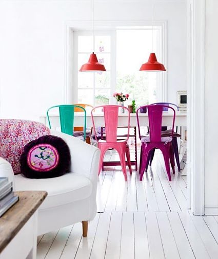 sillas-diferentes-colores-7