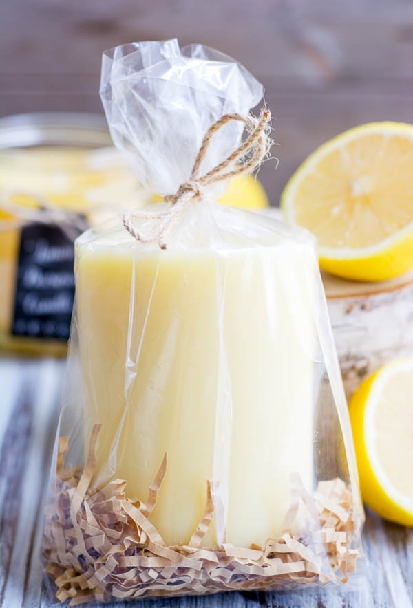 Velas caseras hechas con cera de abeja