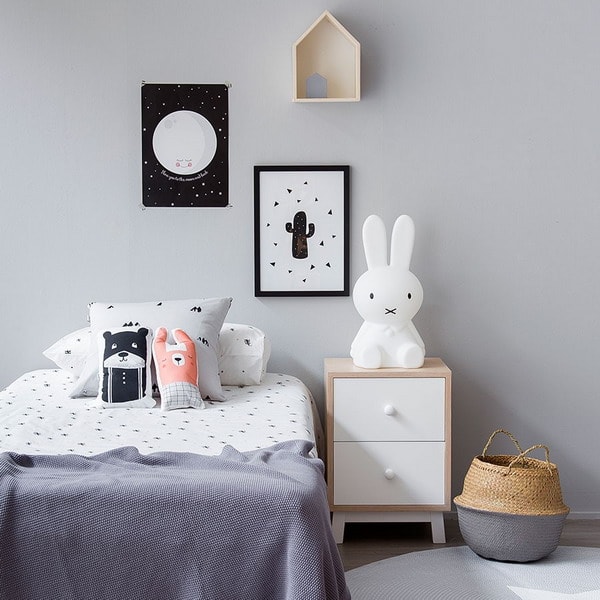 Lámpara conejo para dormitorios infantiles