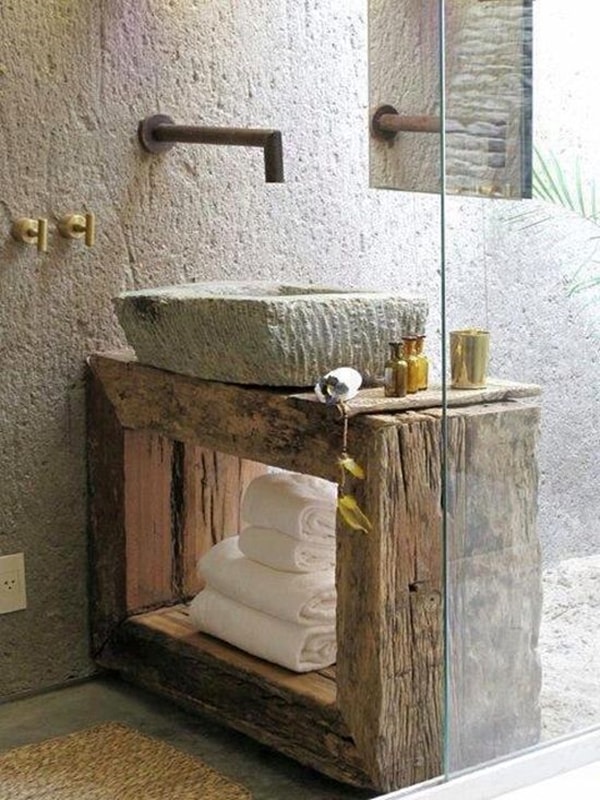 Mueble de madera en crudo para el baño