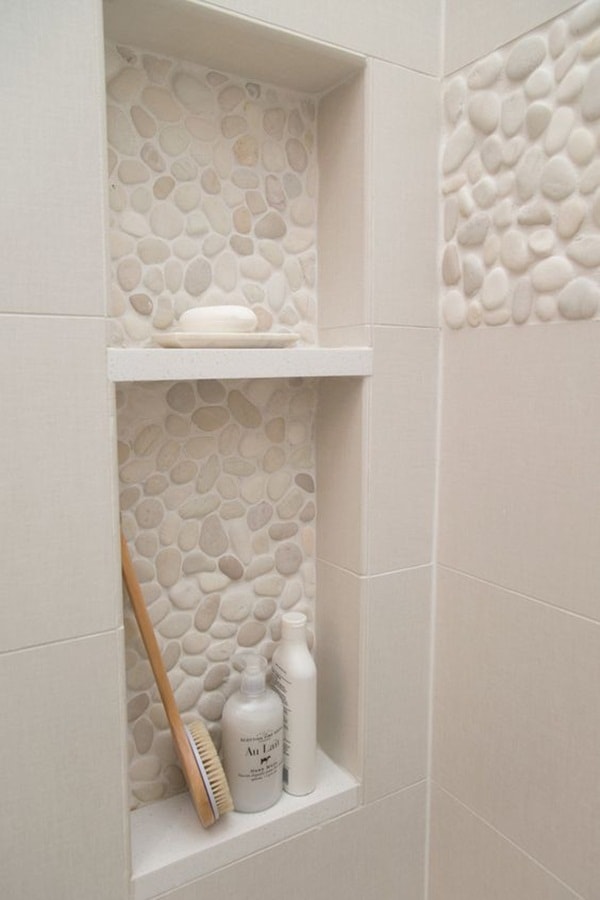 Piedra en el baño