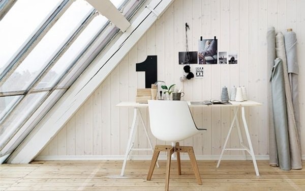 Estudio en una buhardilla