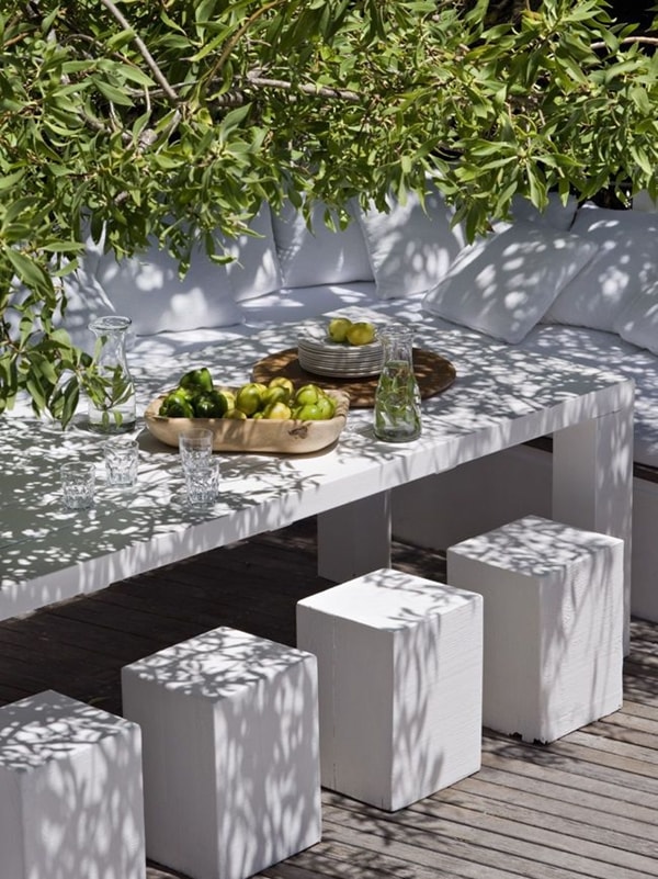Mesa de obra con deck de madera