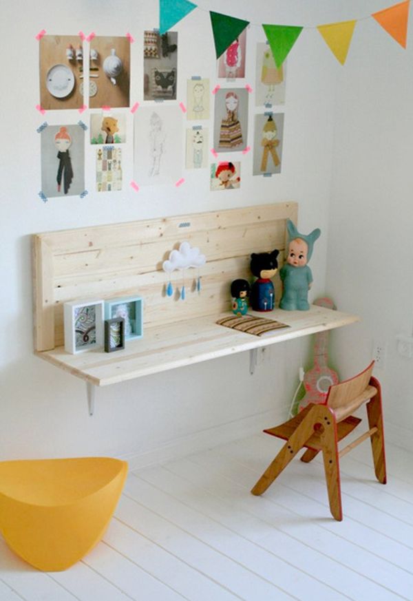 Espacio de estudio hecho con madera de palets