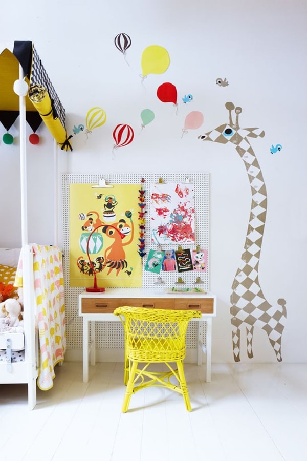 Vinilos decorativos en dormitorios infantiles unisex