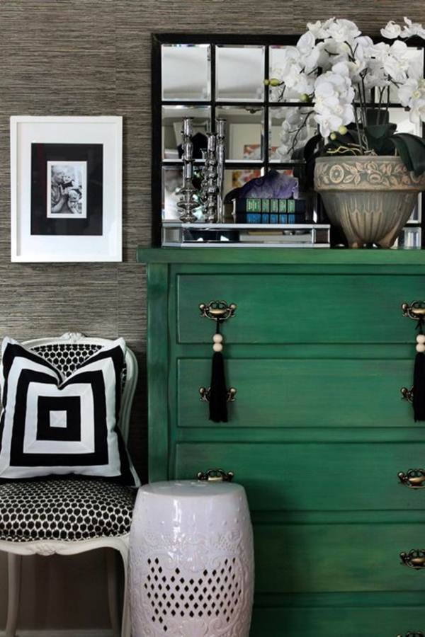 Muebles pintados en color verde
