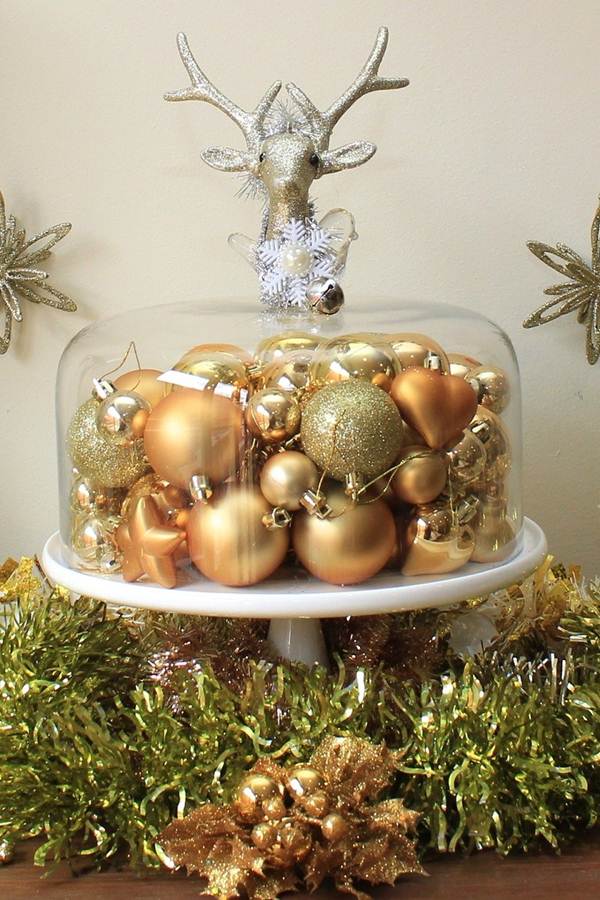 Bolas navideñas en color dorado