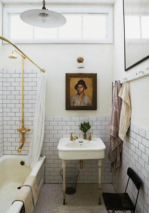 Grifería dorada para baño vintage