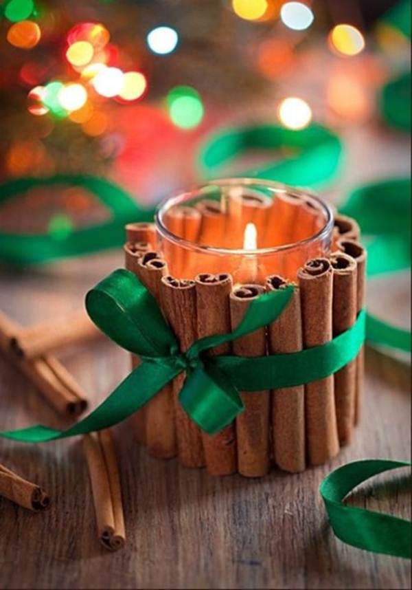 Centro navideño con canela
