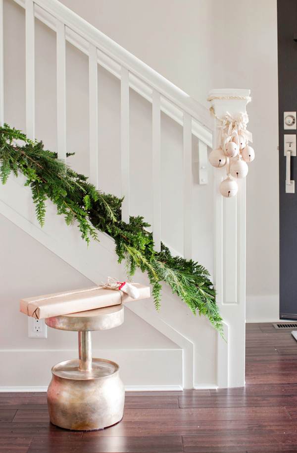 Ideas para decorar la escalera para Navidad