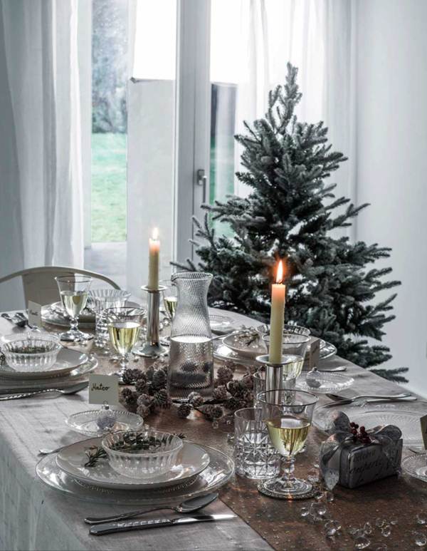 Mesa decorada para Navidad