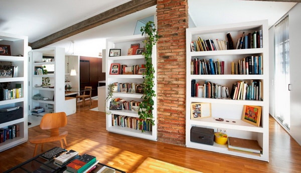 Estantería a medida en el salón
