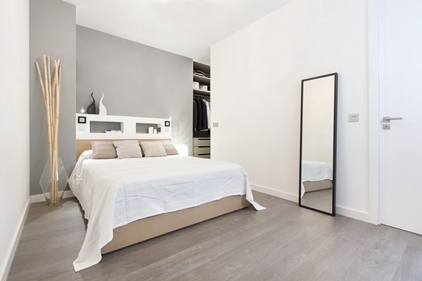 Dormitorio principal ordenado