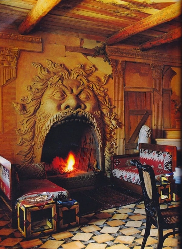 Chimenea con estilo barroco