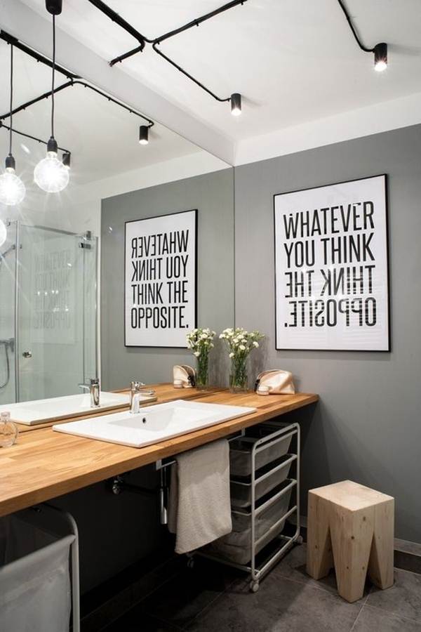 Poster en el baño