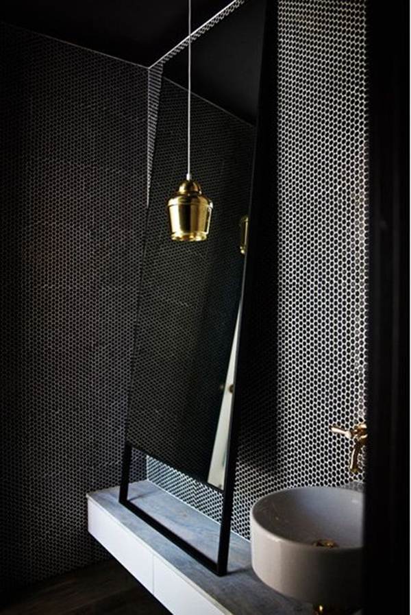 Detalles en color cobre para el baño