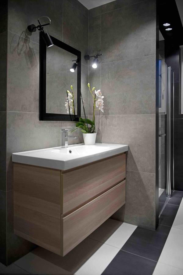 Flores en el baño