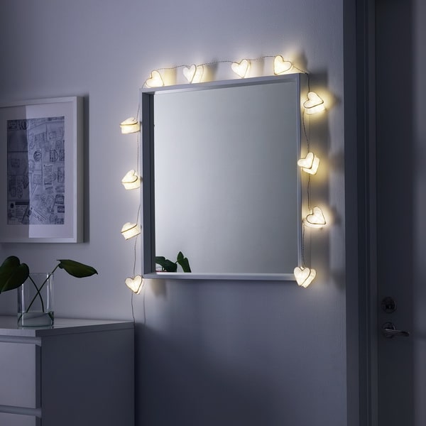 Guirnaldas de luces IKEA en forma de corazones