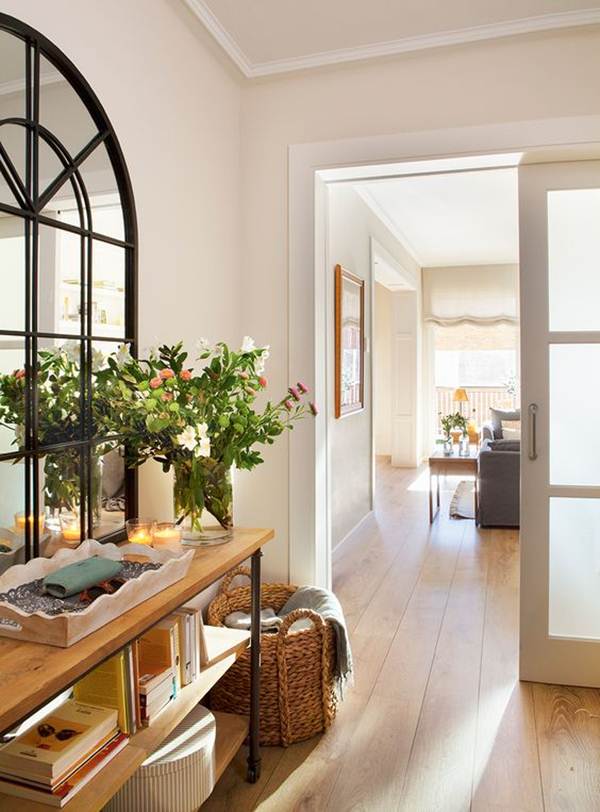 Flores frescas para decorar el recibidor