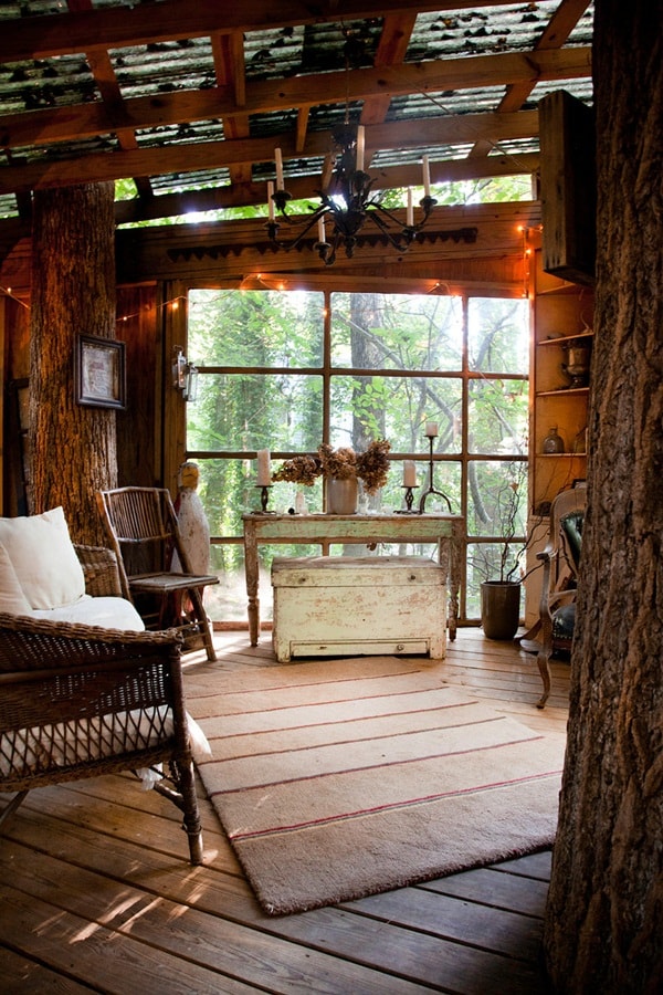 Original casa en un árbol
