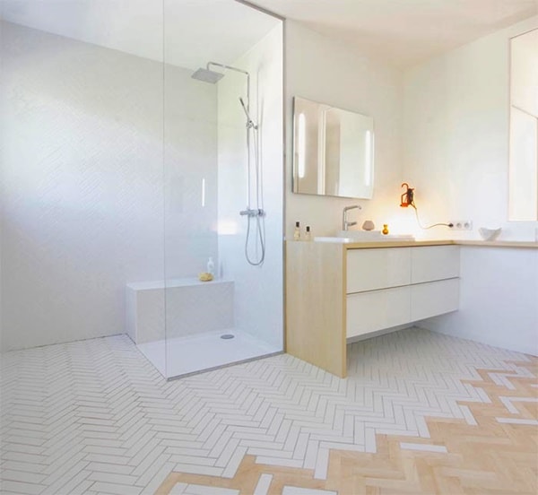 Madera en baños actuales