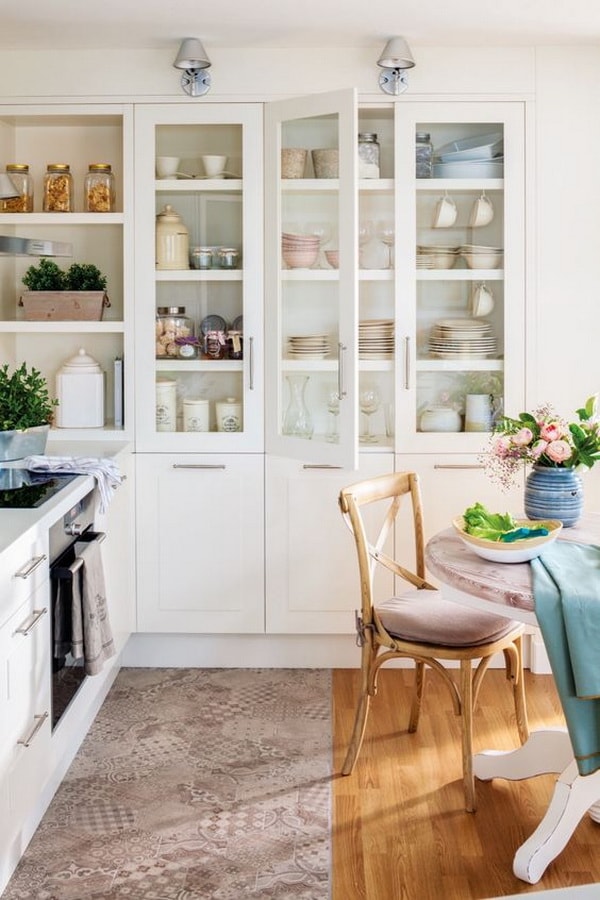 Cocinas en blanco y madera