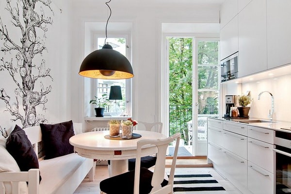Blanco y negro para una cocina comedor con estilo