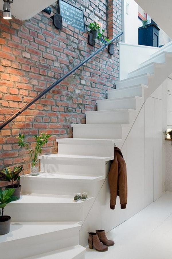 Muebles a medida bajo las escaleras