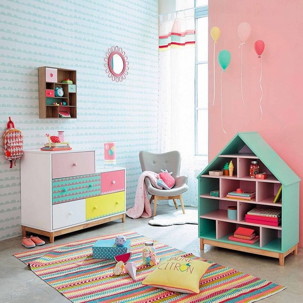 Estantería infantil con forma de casa
