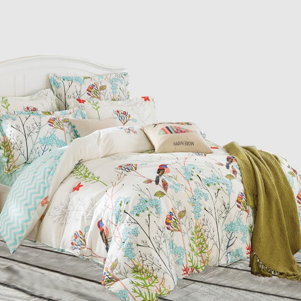 Ropa de cama nueva para un dormitorio relajante